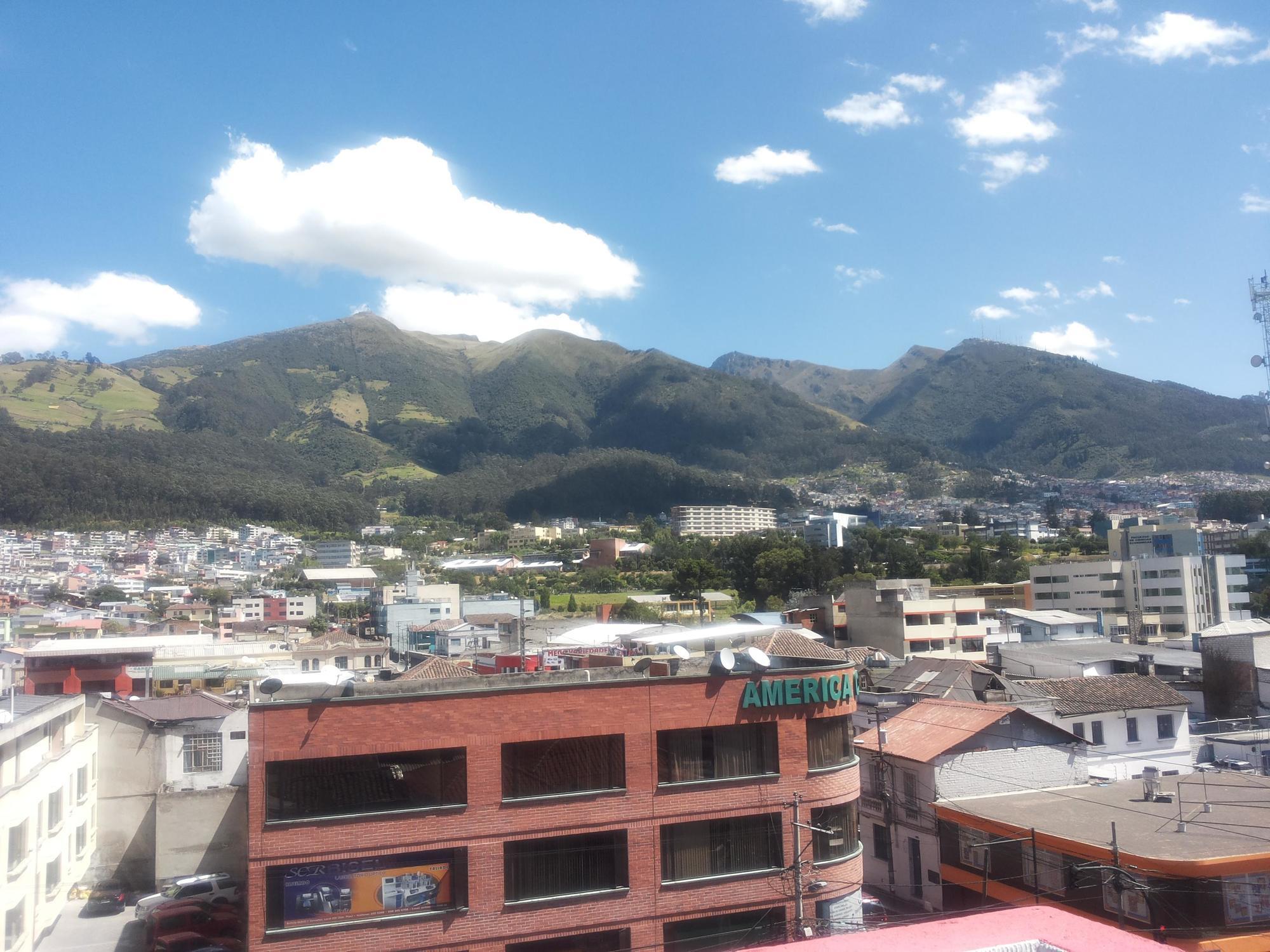 Hotel Lottus Quito Exteriör bild
